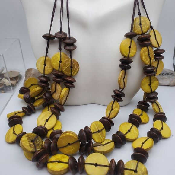 Brutalist jewelry yellow wooden beaded‎ multi strand necklace